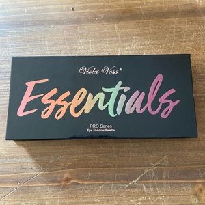 Violet Voss Essentials